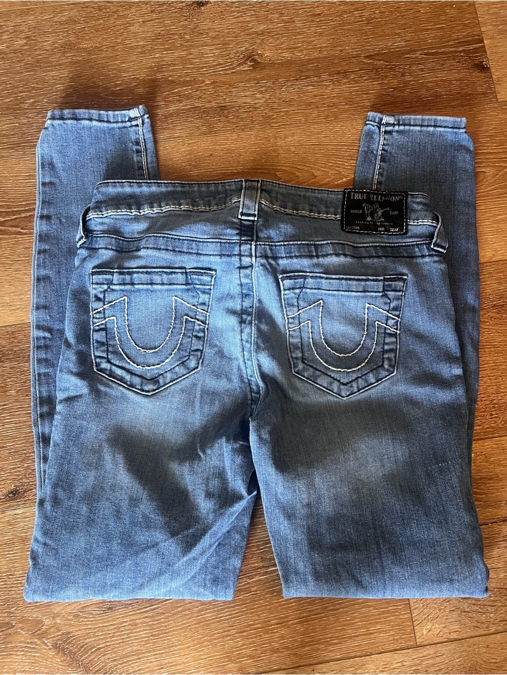 True Religion Women's Medium Blue Skinny Jeans with Signature Back Pockets